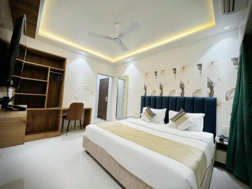 Santacruz Apartment | Orion Apartments