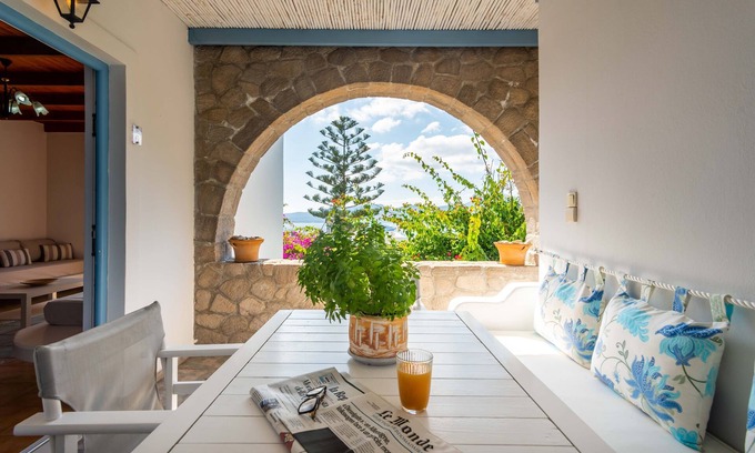 Adamas House | Orizontes Studios