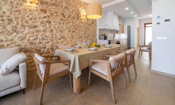 Vilanova d'Alcolea Cottage | OSTALEA Boutique Rural House with Jacuzzi, near the beach and medieval villages.