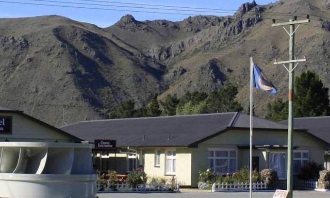 Otematata Hotel | Otematata's Best Dam Pub