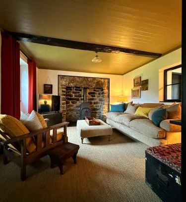 Easterside House | Otterhills