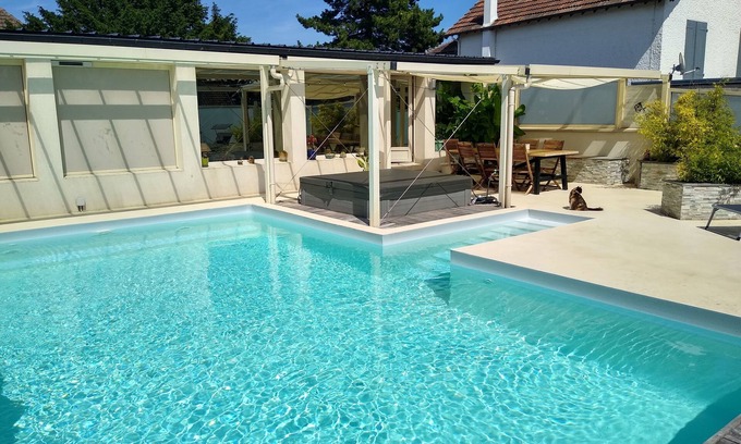 Ouistreham House | Ouistreham 100m from the beach, Normandy landing beaches, 2 h from Paris