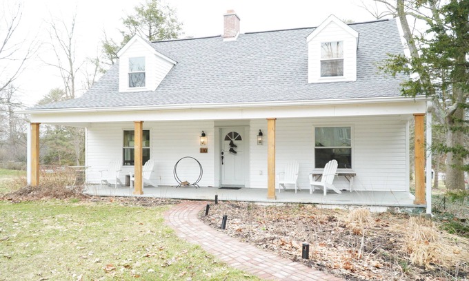 Lemont House | Our Guest House