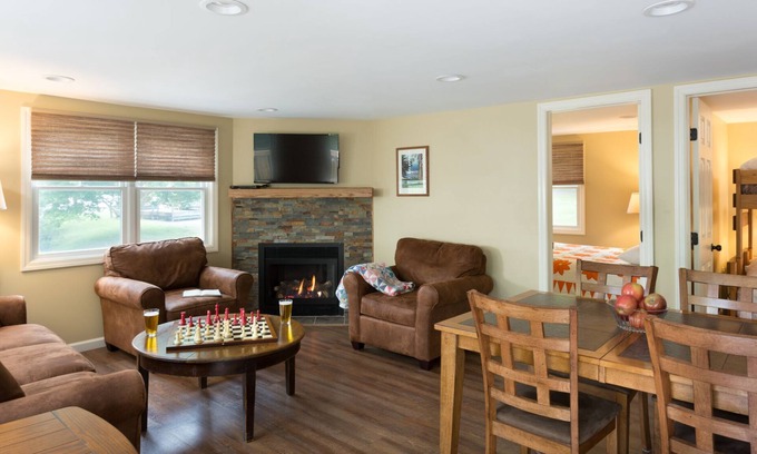 Hawley Resort | Our Lakeview Cottage on Lake Wallenpaupack