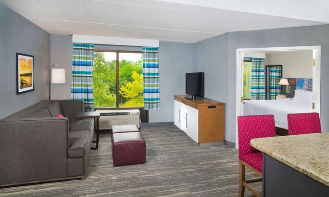 Parole Hotel | Our Welcoming Suite in Annapolis Near Historic Downtown