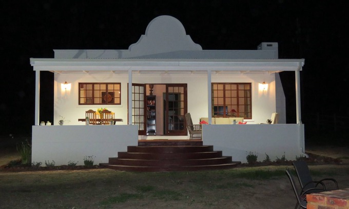 Buffalo Hills Game Reserve Cottage | 'Out of Plett' luxurious 2 bedroom Cape Dutch Cottage in the Bitou river valley
