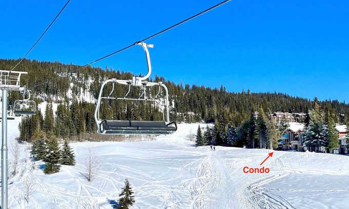 Sun Peaks Condo | Outdoor Adventure at Sun Peaks 33 - True Ski In/Out Access