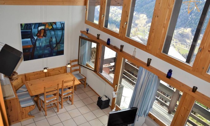 St. Luc Apartment | Outside : 4 rooms apartment with south balcony, for 5 people -Inside : approx. ? sqm, living with fi