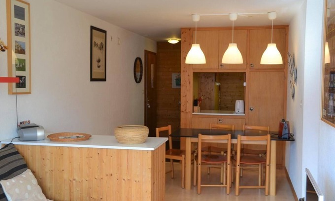 St. Luc Apartment | Outside : flat for 4 person on the 2nd floor, balcony -Inside : 55 sqm, living room with dining area