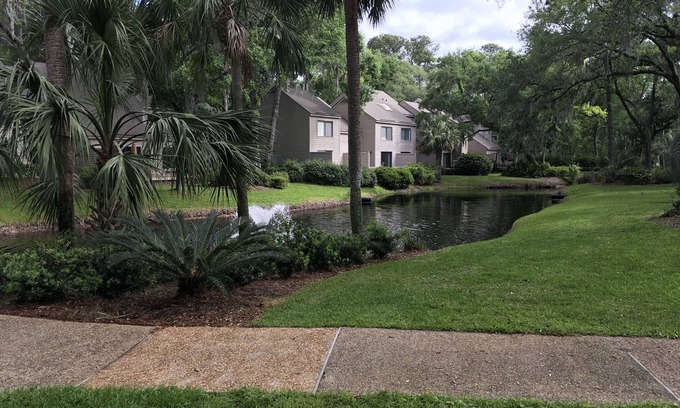 Sea Pines Villa | Outstanding Heritage Villa- Walk to Harbour Town-14 Day Cancellation-100+ 5Stars