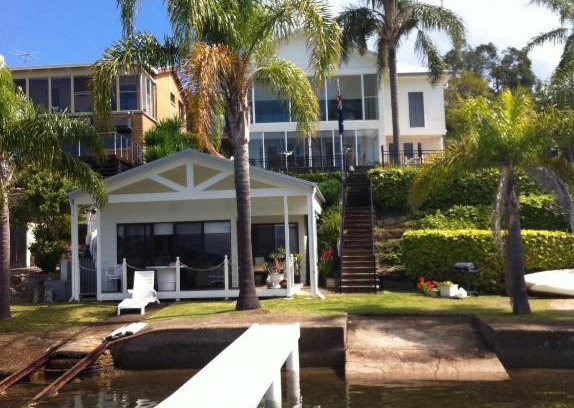 Fishing Point Bed & Breakfast | Overnight Reflections B&B