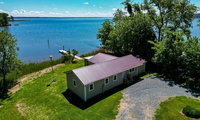 Rock Hall House | Overton Farm Cottage