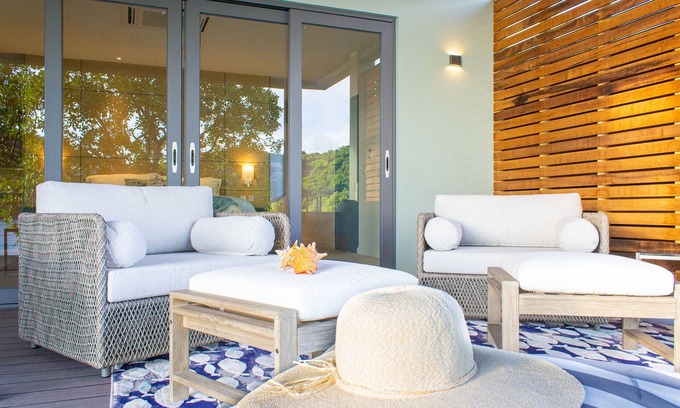 Morne Rouge Villa | Overwater Canopy, Huge Waterfront Verandah, Outdoor Kitchen & Dinning!