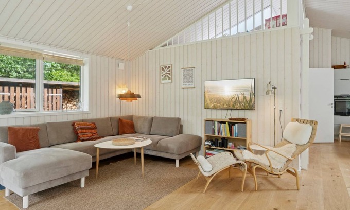 Rrvig House | "Ovine" - 1.2km to the fjord by Interhome