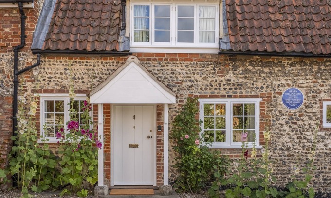 Stiffkey Cottage | Owl Cottage (S), Stiffkey, Norfolk