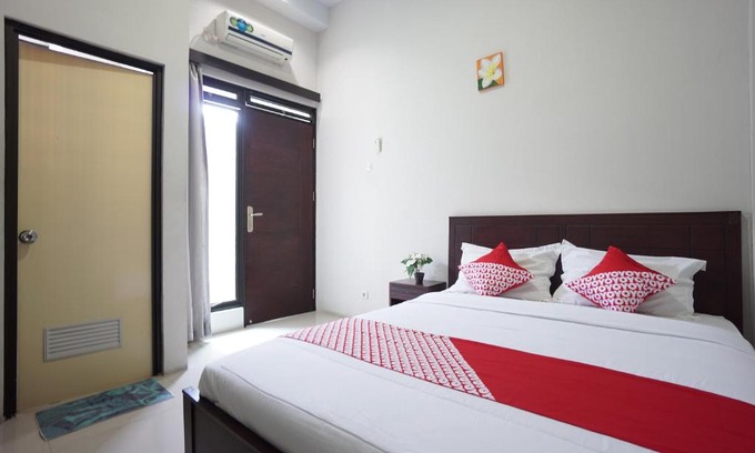 Manado City Centre Hotel | OYO 1236 Elite Residence