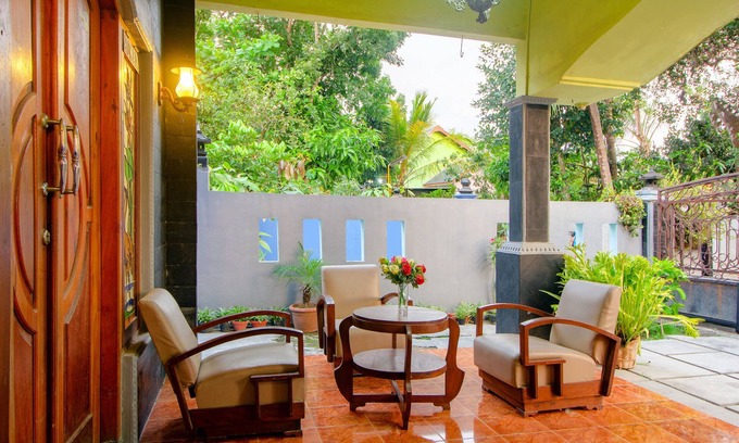 Jetis Hotel | OYO 2047 Opak Village Bed & Breakfast