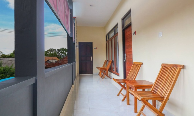 Sawangan Hotel | OYO 2367 Kenanga Homestay