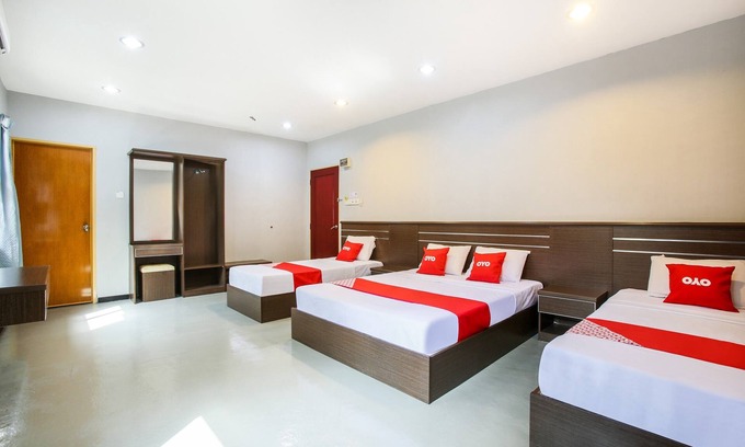 Tangkak Hotel | OYO 89660 Raudhah Inn Hotel