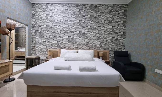 Sekinchan Hotel | OYO 89849 Sekin Hotel And Resort