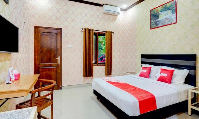 Sedati Hotel | OYO 90088 Hotel Mandiri Juanda