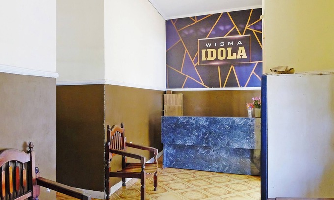 Palopo Hotel | OYO 91538 Wisma Idola Palopo