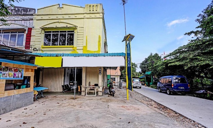 Kabil Hotel | OYO 92261 Aulia Homestay Syariah