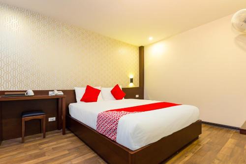 Thuong Tin Hotel | OYO 930 Thang Long Hotel