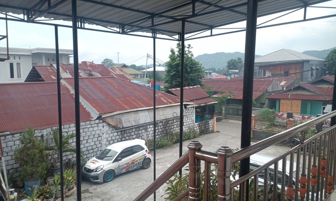 Kotaraja Hotel | OYO 93332 Kharis Home Stay
