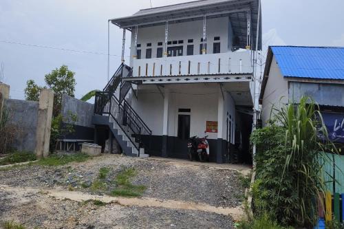 Kalimantan Hotel | OYO 93642 Penginapan Al-asharNearWarung Acil Ubai