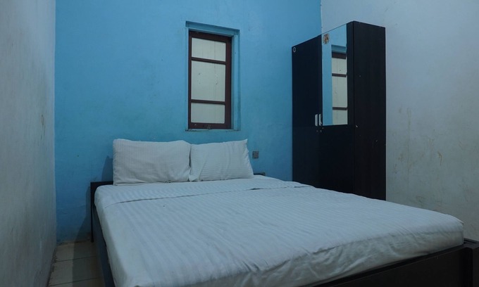 Marabahan Hotel | OYO 93654 Gr Kost Kaladan