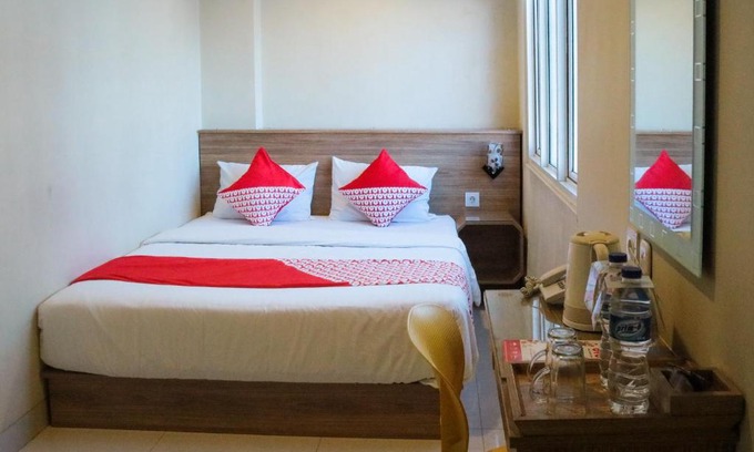 Ambon Hotel | OYO 984 Maleo Guest House