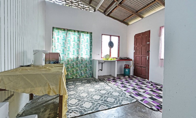 Kampung Kubang Tangga House | OYO Home 90549 Teemoran Budget Homestay