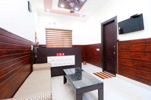 Kurukshetra Hotel | OYO Hotel Chanderlok