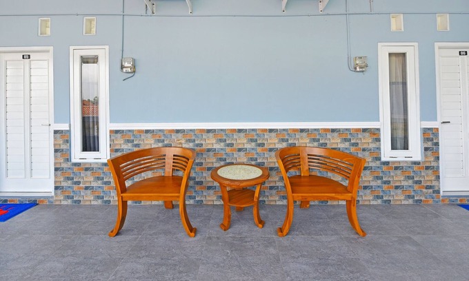 Cilacap Hotel | OYO Life 91399 Homestay Trendy Syariah