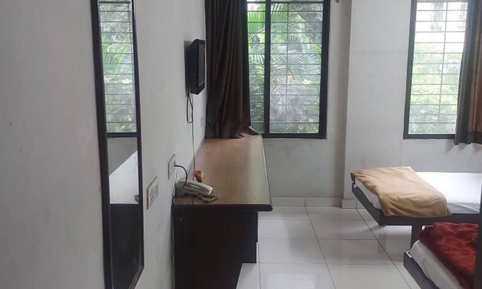 Erandwane House | Ozone Guest House
