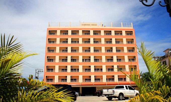 Nakhon Sawan Hotel | P.A. Ville Hotel