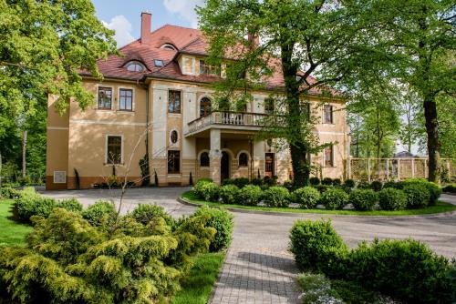 Tarnowskie Gory House | Pałac Ogrodowa