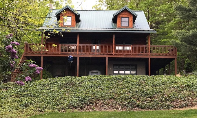 Wellsboro House | Pa-Mountain Rental House (Wellsboro, Pa)