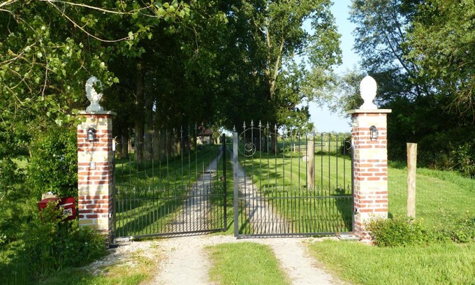 Esquelbecq Bed & Breakfast | Paardenhof Guesthouse