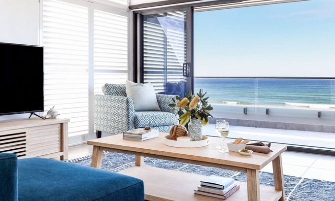 Wooli House | Pacific Dawn on the Beach