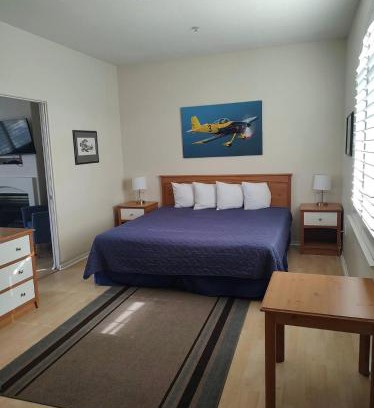 Oceano House | Pacific Plaza #204 - Eagles Nest - 1BdrmUp-K