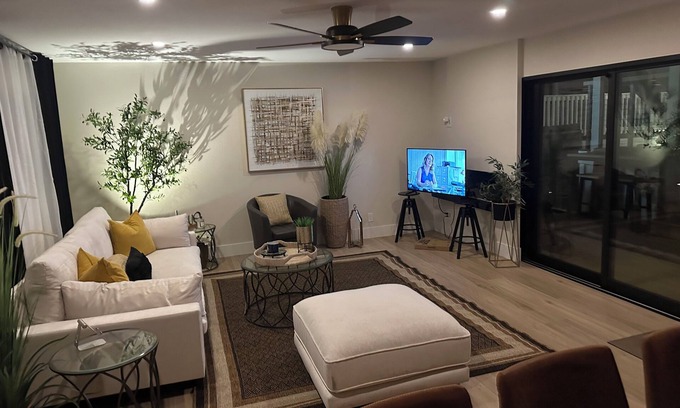 Capistrano Beach Apartment | Pacific View Modern Coastal Beach House
