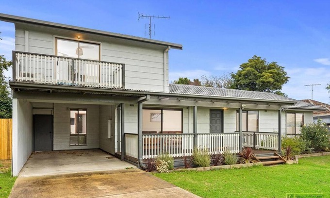 Wonthaggi House | Packed to the Rafters - Room for Everyone