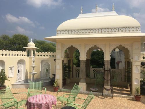 Keshav Nagar House | Padlia House