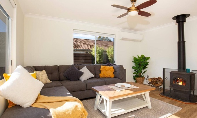 Culburra Beach House | Pagoda @ Culburra - Pet Friendly - Newly Renovated