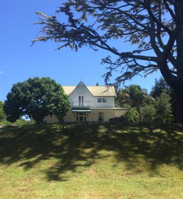 Ohaeawai Bed & Breakfast | Paheke Boutique Lodge