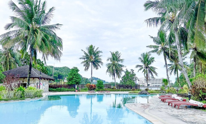 Malakal Island Resort | Palau Royal Resort