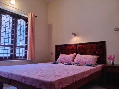 Kovalam House | PALAZHI