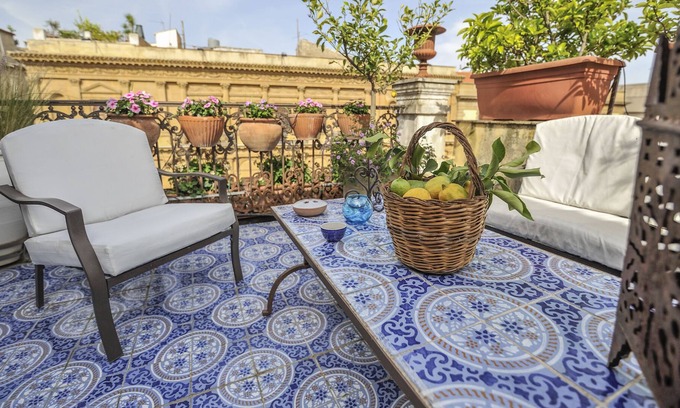 Caltanissetta House | Palazzo Amari Central Sicily